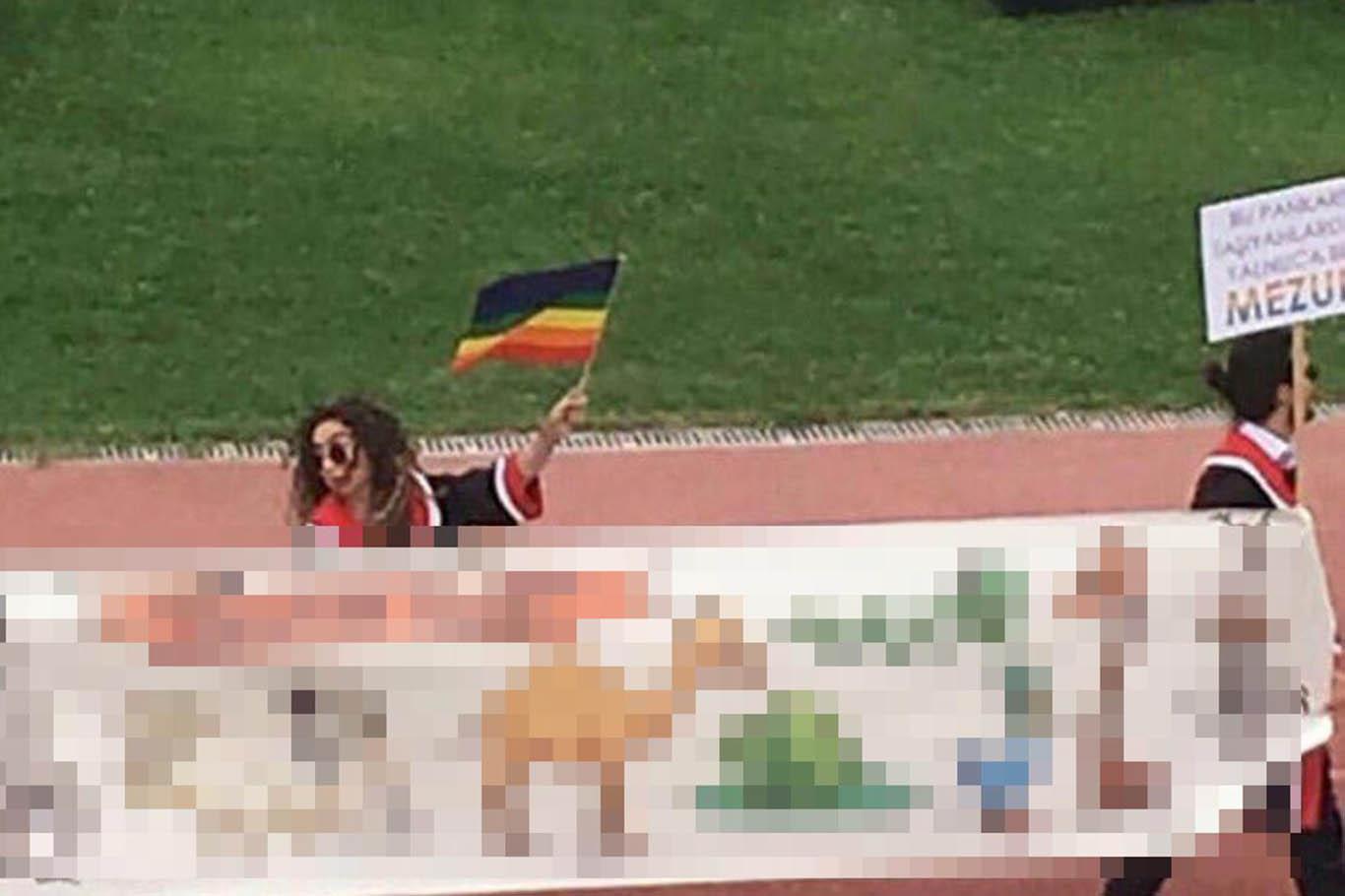 ODTÜ'deki pankart soruşturmasında 4 tutuklama ODTÜ'deki pankart soruşturmasında 4 tutuklama